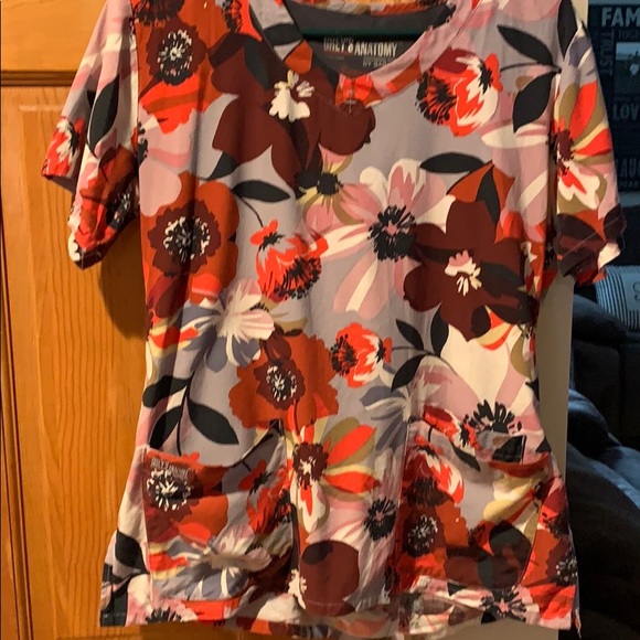 Grey's Anatomy Tops - Grey’s Anatomy women’s floral scrub top Medium